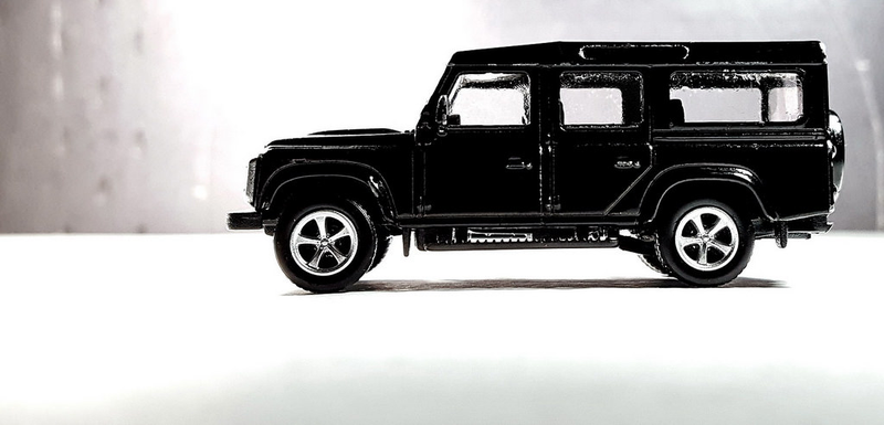Illustration for article titled LaLD Car Week: A black Defender